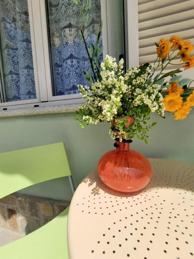 Appartamento Sunny House Diano dʼAlba Esterno foto