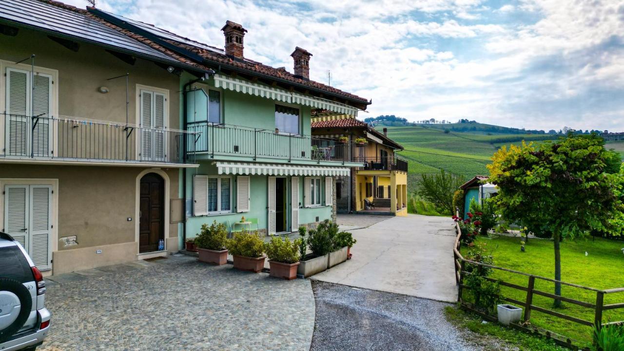 Appartamento Sunny House Diano dʼAlba Esterno foto